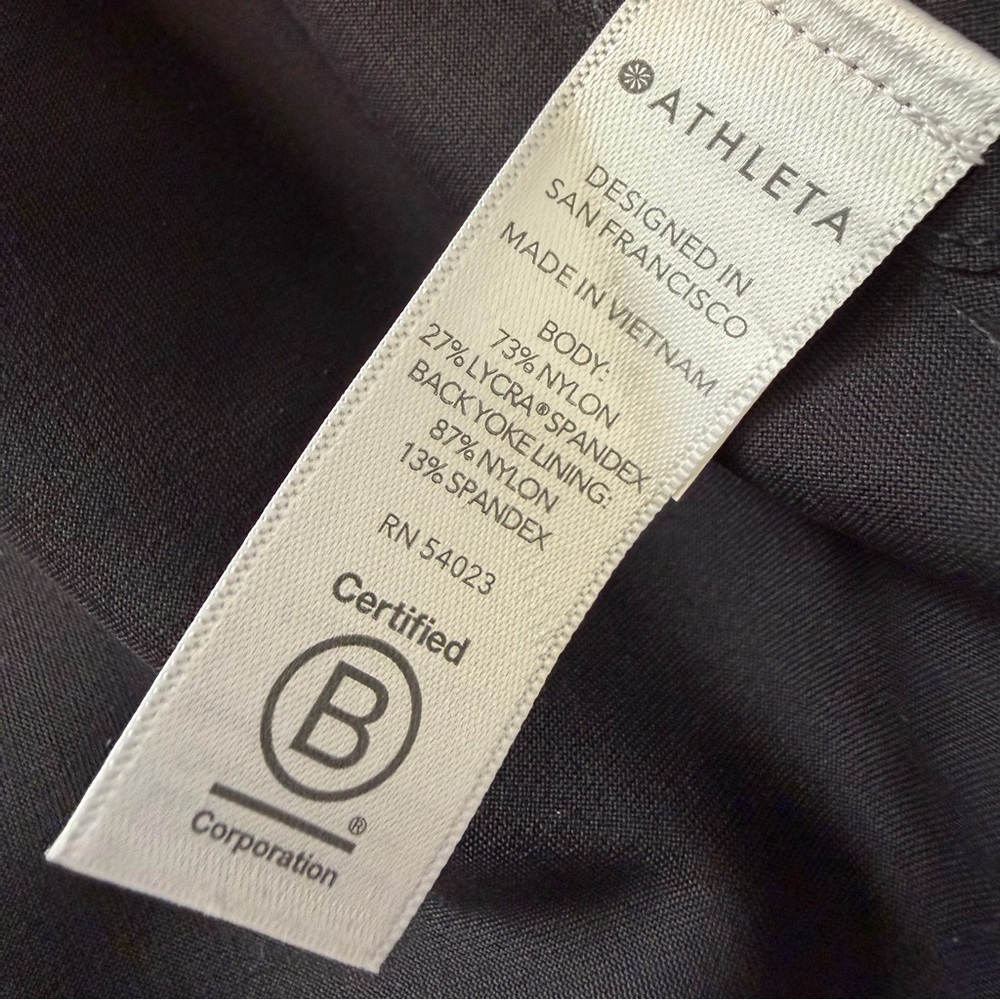 ATHLETA Interstellar Blazer Snap Closure Zip Pockets sleek design Size 8 - Picture 10 of 10